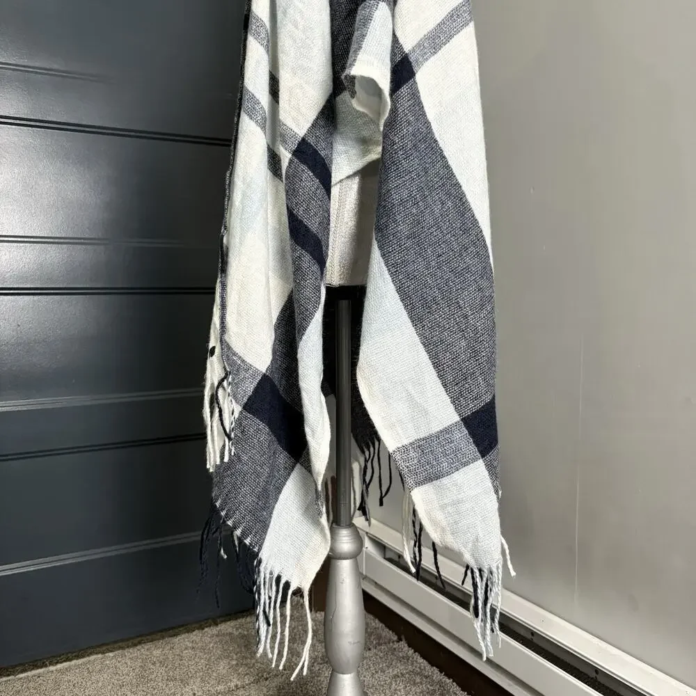 Banana Republic Womens Plaid Fringe Wrap Shawl One Size Poncho